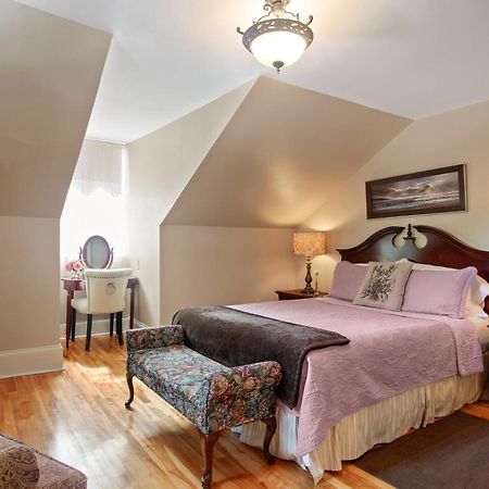The Dawson House Bed & Breakfast Charlottetown Exterior photo