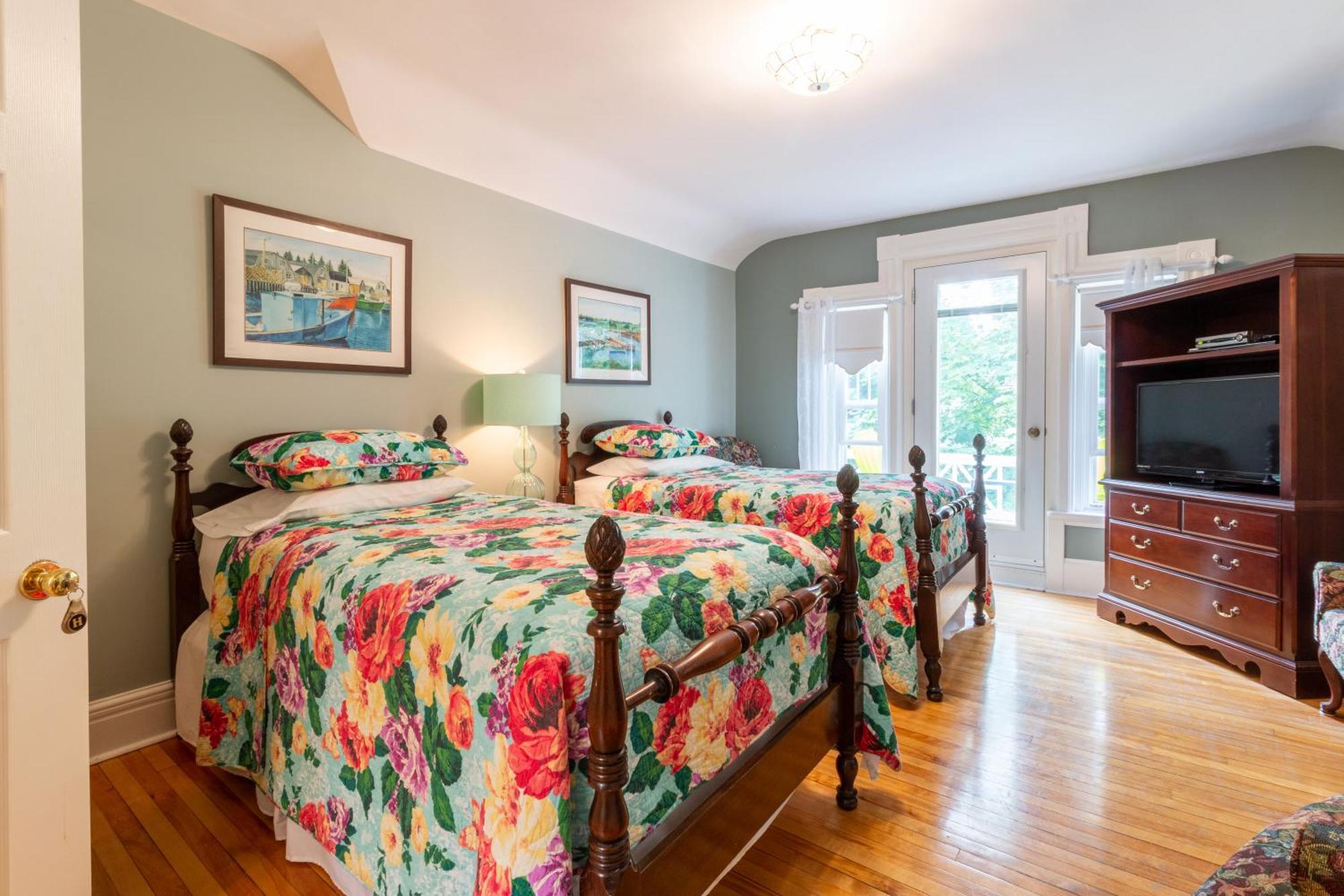 The Dawson House Bed & Breakfast Charlottetown Exterior photo